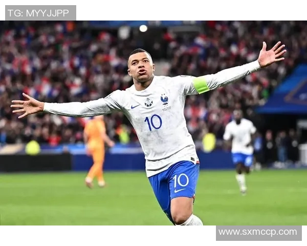 美国足球天才姆巴佩挑战世界足坛巅峰 展现惊人速度与技巧